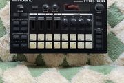 Roland mc 101