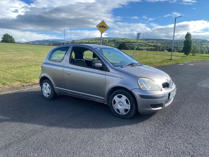 2005 Toyota Yaris