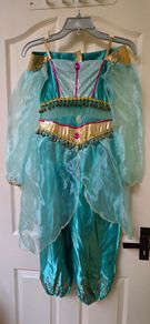 Jasmine costume