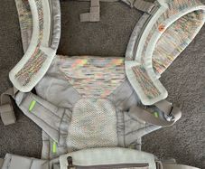 Ergobaby Aerloom baby carrier