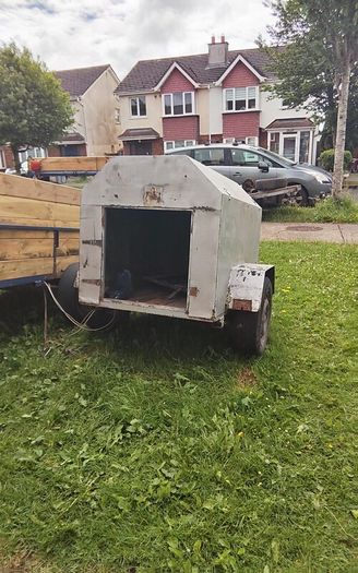 trailer dog trailer