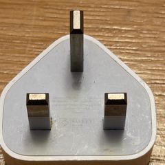 Official Apple 5W USB Wall Charger Plug Adapter