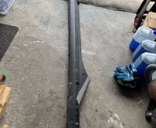 Side skirt VW passat estate b5.5 2003