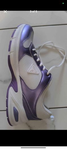 Guess womens runners