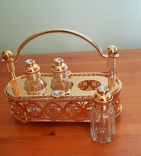 Dresser decor