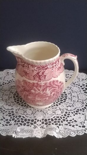 Vintage MASON'S Patent Ironstone China 50 oz Pitcher with Rope Edge in the Red & White VISTA Pattern