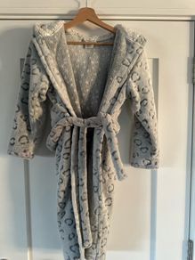 Soft dressing gown