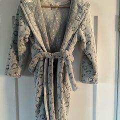 Soft dressing gown