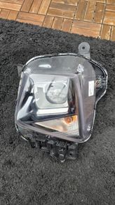 hyundai tucson 2023 left headlight