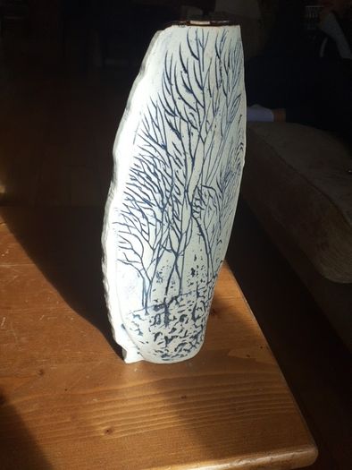 Pottery vase.