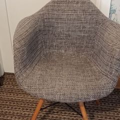 2 Arm chairs