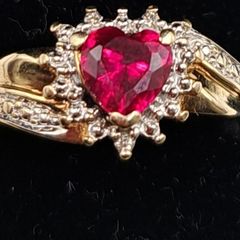 Vintage 9ct yellow gold ring