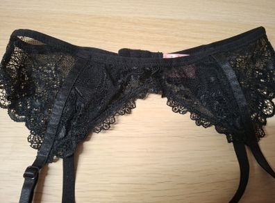 Hunkemoller suspender belt