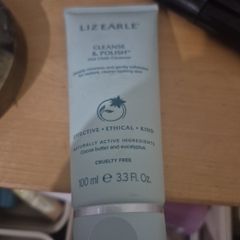 Liz Earle Cleanse and Polish 100ml
