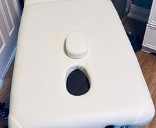 Tahiti Professional Portable Massage Table Bed (Cream) Excellent Condition
