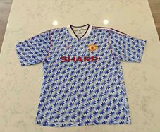 Vintage Manchester United Away 90-92 Jersey