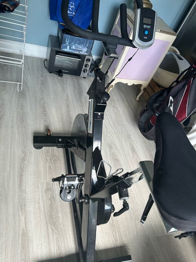 Power Teck Exercise Spinning bike