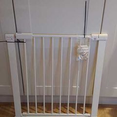 Cuggl baby gate