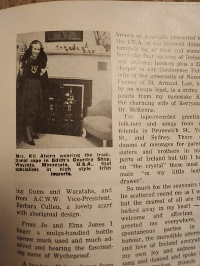 The Irish Countrywoman Official Year Book 1963-1964. Bantrace Na Tuata. Paperback In Good Condition.