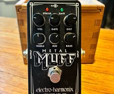 Metal Muff