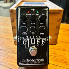 Metal Muff