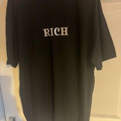 Brand new Manfinity Black Rich Silver print t-shirt size M Postage included