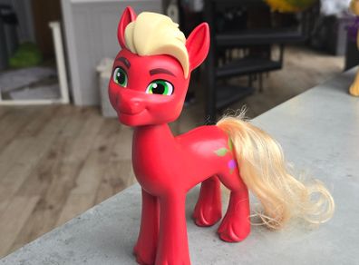 Large Deputy Sprout Brushable 6 inch MLP G5 My Little Pony Hasbro 2021