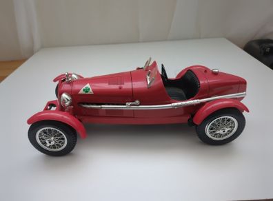 Bburago 1:18 Alfa Romeo 8C 2300 Monza (1931) - Made in Italy
