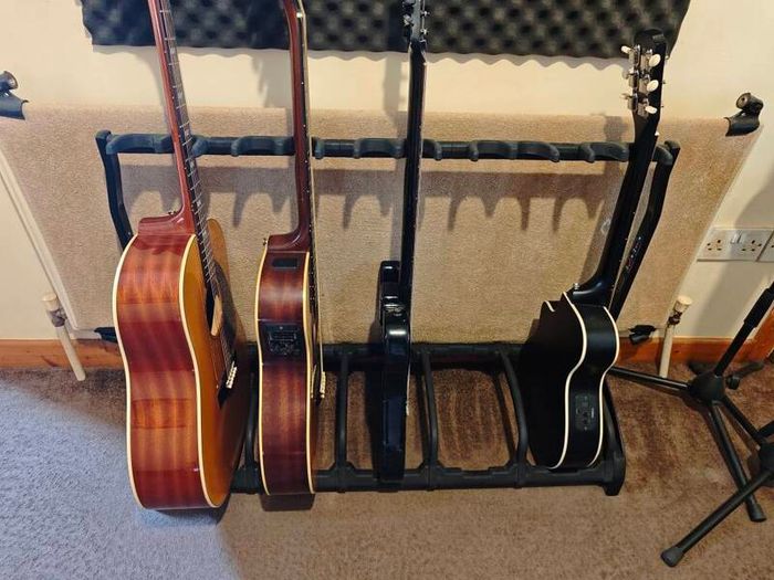 K&M 5 Guitar/Bass Stand