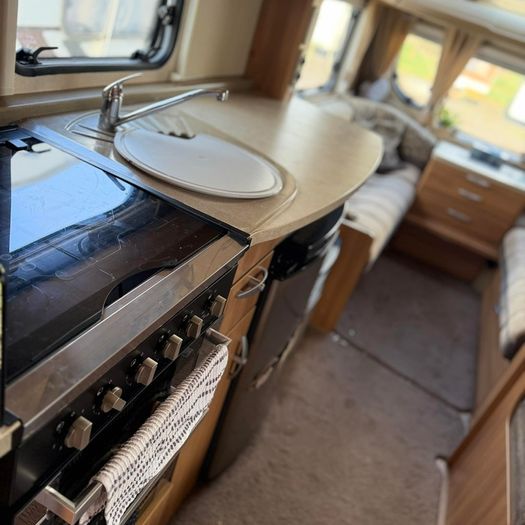 Caravan- Swift Challenger 530