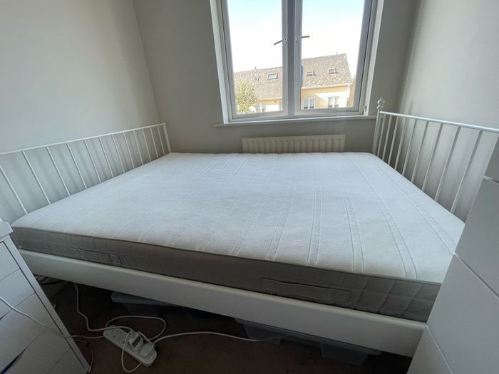 Free Double bed free to take away