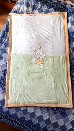 Cot bed blanket. New.