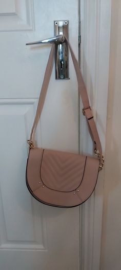 Ladies handbag crossbody