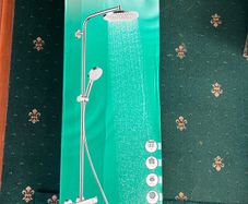 Hans grohe crometta T bar shower