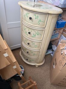 narrow chest of drawers
