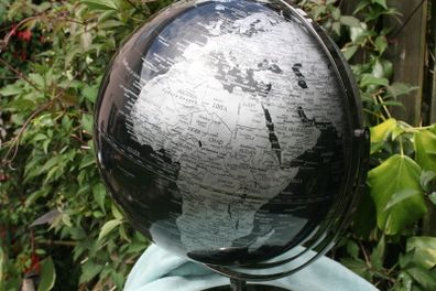 Silver Globe 15"