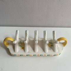 Crown Devon pretty mid 20th century toast rack