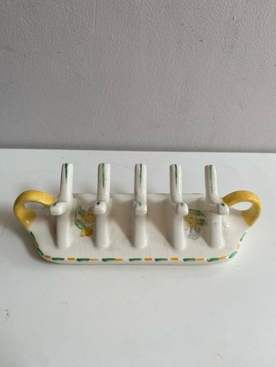 Crown Devon pretty mid 20th century toast rack
