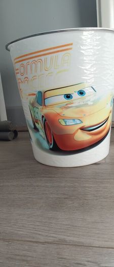 MC queen bucket never used