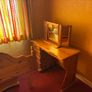 9 items of bedroom furniture. Image 8