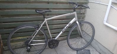 Fuji absolute two.1 hybrid bike
