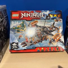 Lego Ninjago - Misfortunes Keep - Set 70605. NEW