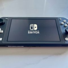 Nintendo Switch Lite (Dark Grey) + 128gb card + case + charger