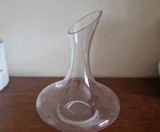 small wine decanter