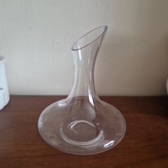small wine decanter