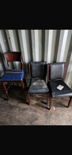 free pub hotel furniture