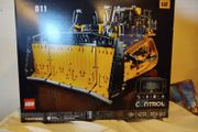 Lego Technic 42131 Cat D11 Bulldozer