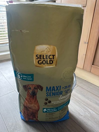 Select Gold Maxi Senior Sensitive dog food 25kg