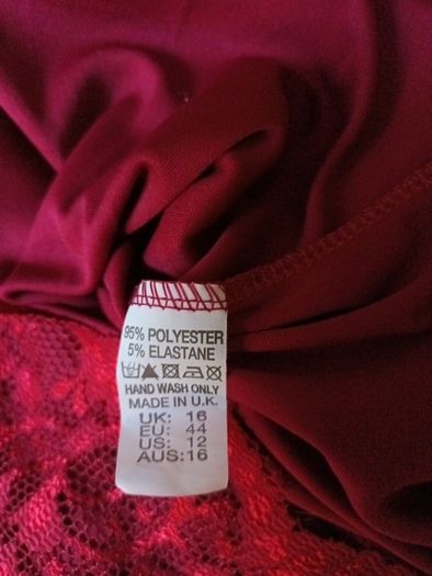 Jolie Moi Burgundy  Lace Dress. S. 14-16.   B.N.W.T.