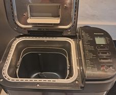 Panasonic SD-YR2540 Breadmaker